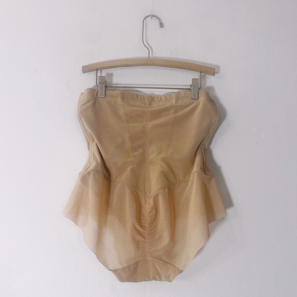 Honeylove SuperPower Briefs Sand Shapewear Shorts - Picture 4 of 5